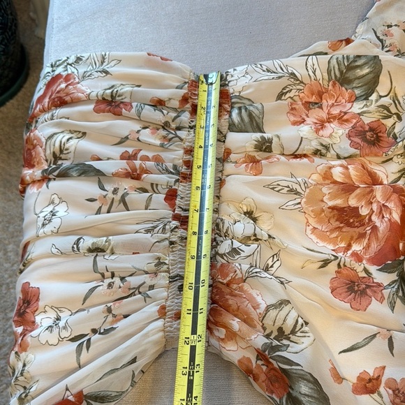 Cream Flutter Sleeve Midi Sundress for Casual Occasions - Picture 9 of 9